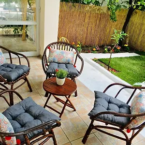 Oasis Luxury Detached House In With Hydromassage Διαμέρισμα